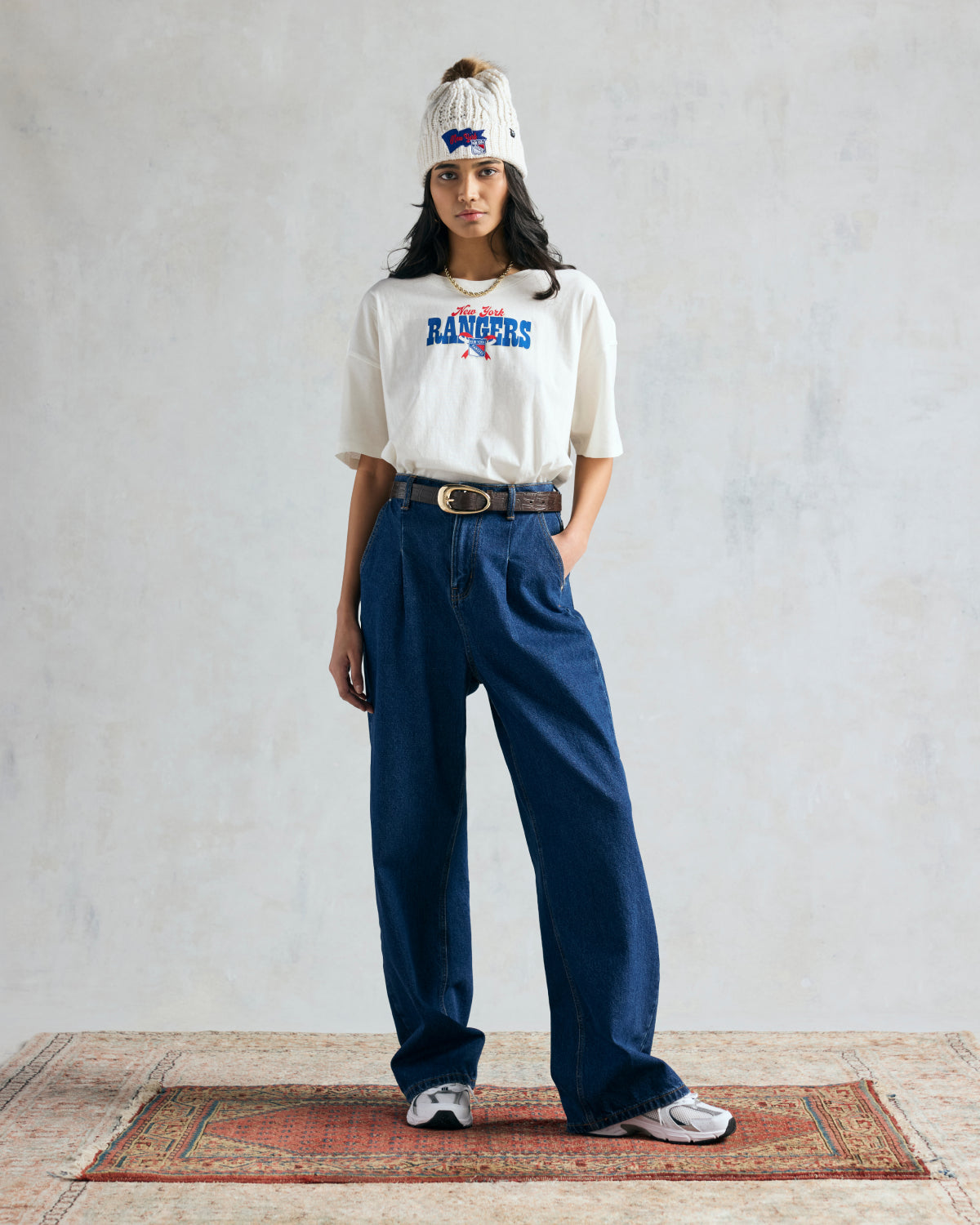 CHICAGO BULLS BOW AND BANNER BACKER '47 SADIE TEE WOMENS