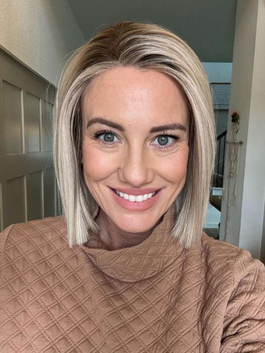 Santa Monica | Synthetic Lace Front Wig (Mono Part)